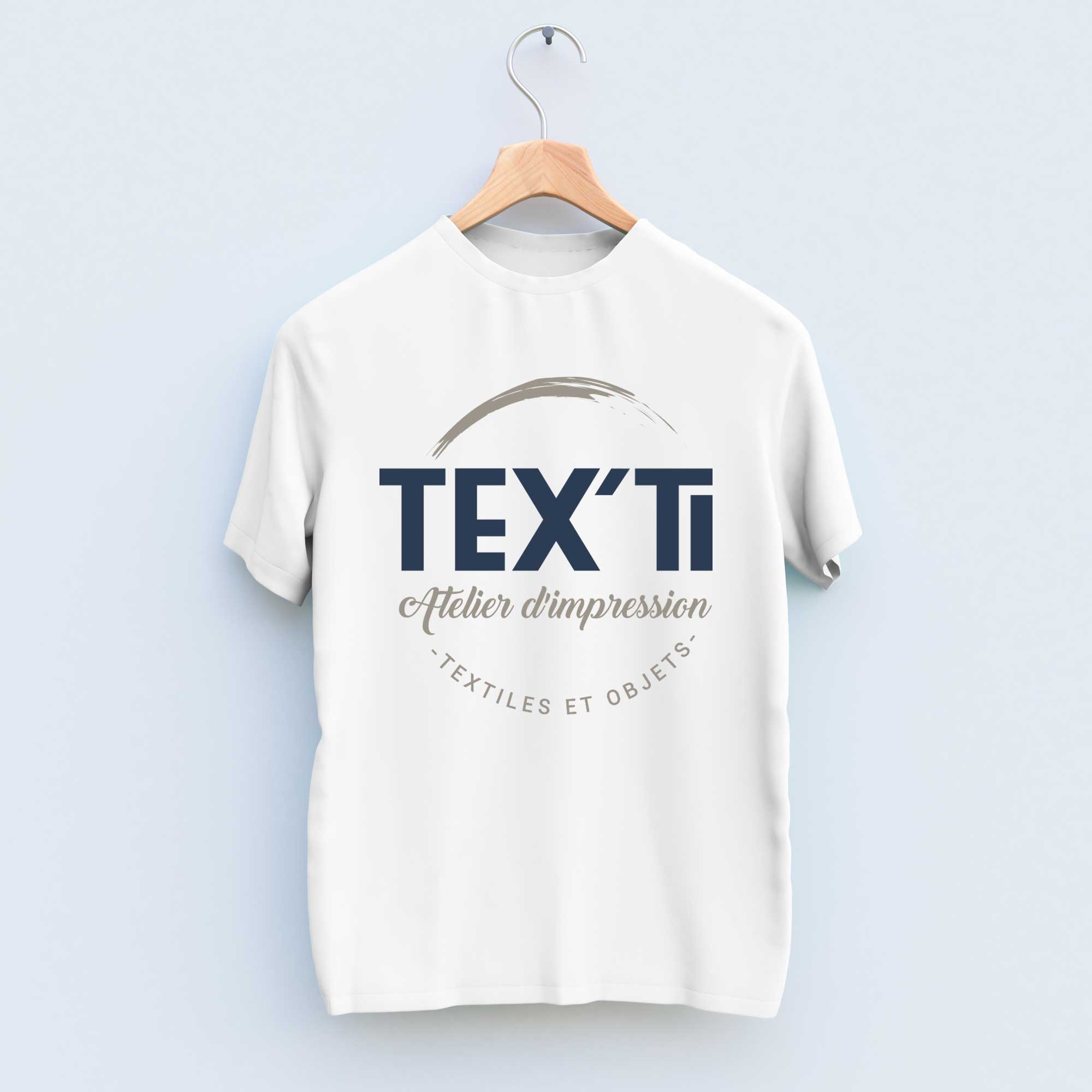 Impression personnalisée sur T-shirt par Tex'ti, entreprise d'impression personnalisée en Vendée